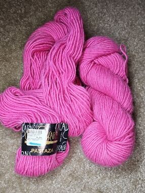 Cascade Yarns Pastaza Bright Pink Wool Yarn Skeins 50% Wool 50% Llama K16